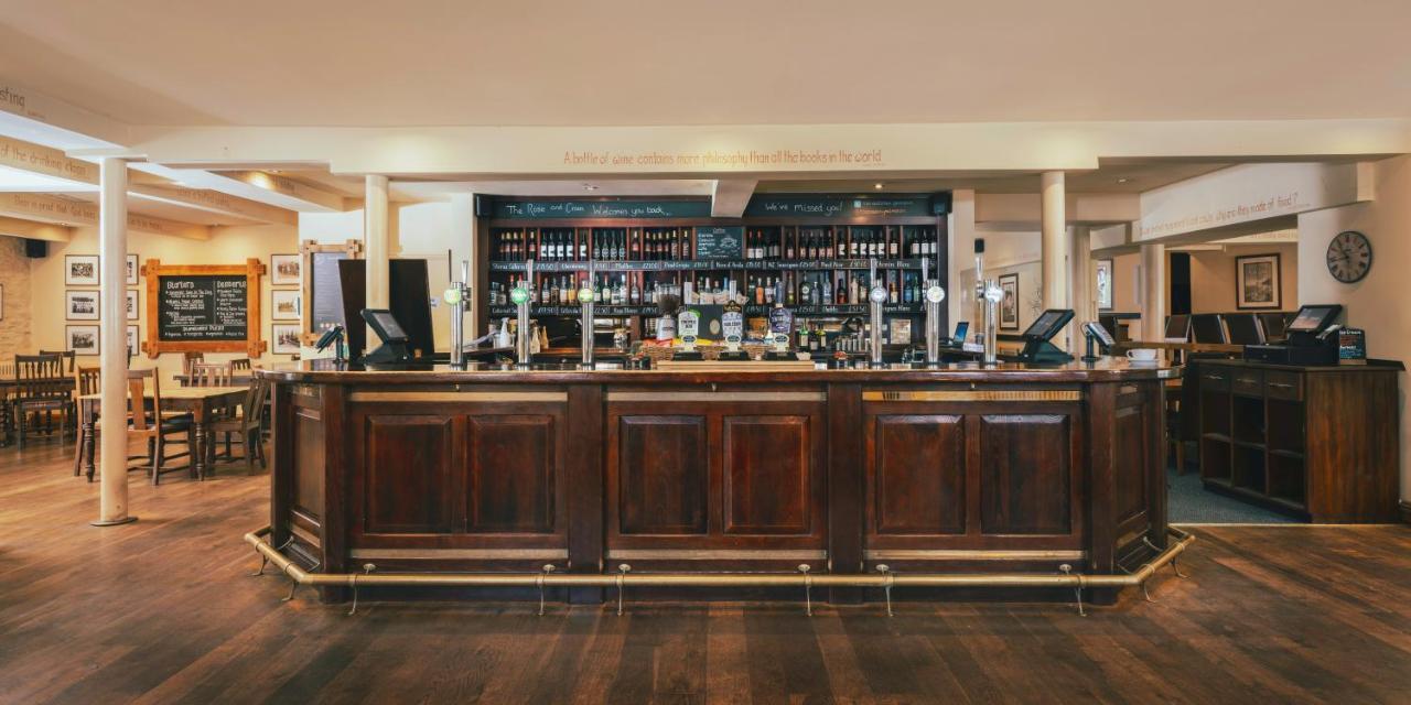 Rose And Crown Yealmpton Hotell Eksteriør bilde
